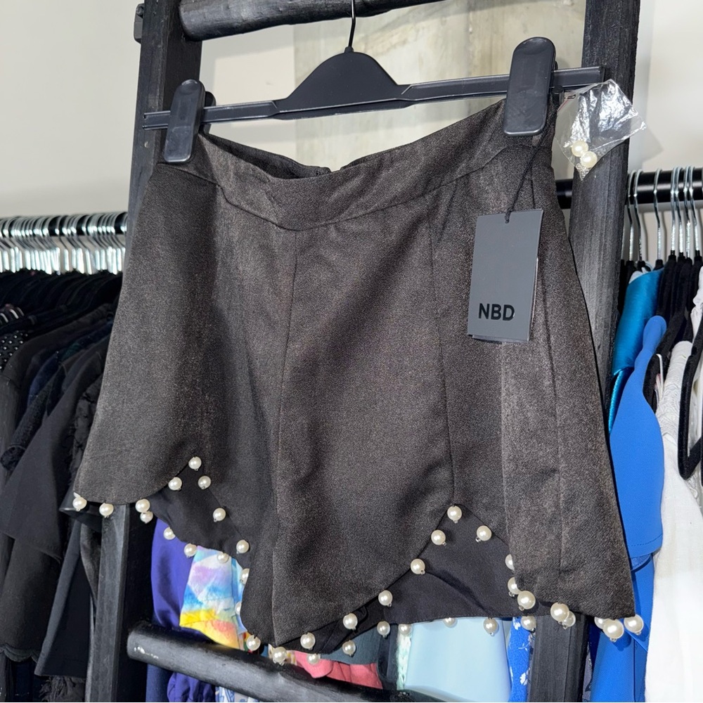 NBD Black Scalloped Pearl Trim High Waist Mini Shorts - Picture 4 of 14